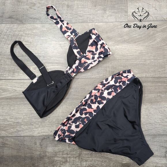 ODIJ Colorblock Leapoard Knot Bikini Swimsuit Size L - Picture 4 of 4